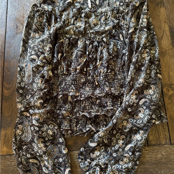 Free People Lolita Top Floral Boho ruffles and smocking size med like new - Picture 2 of 3